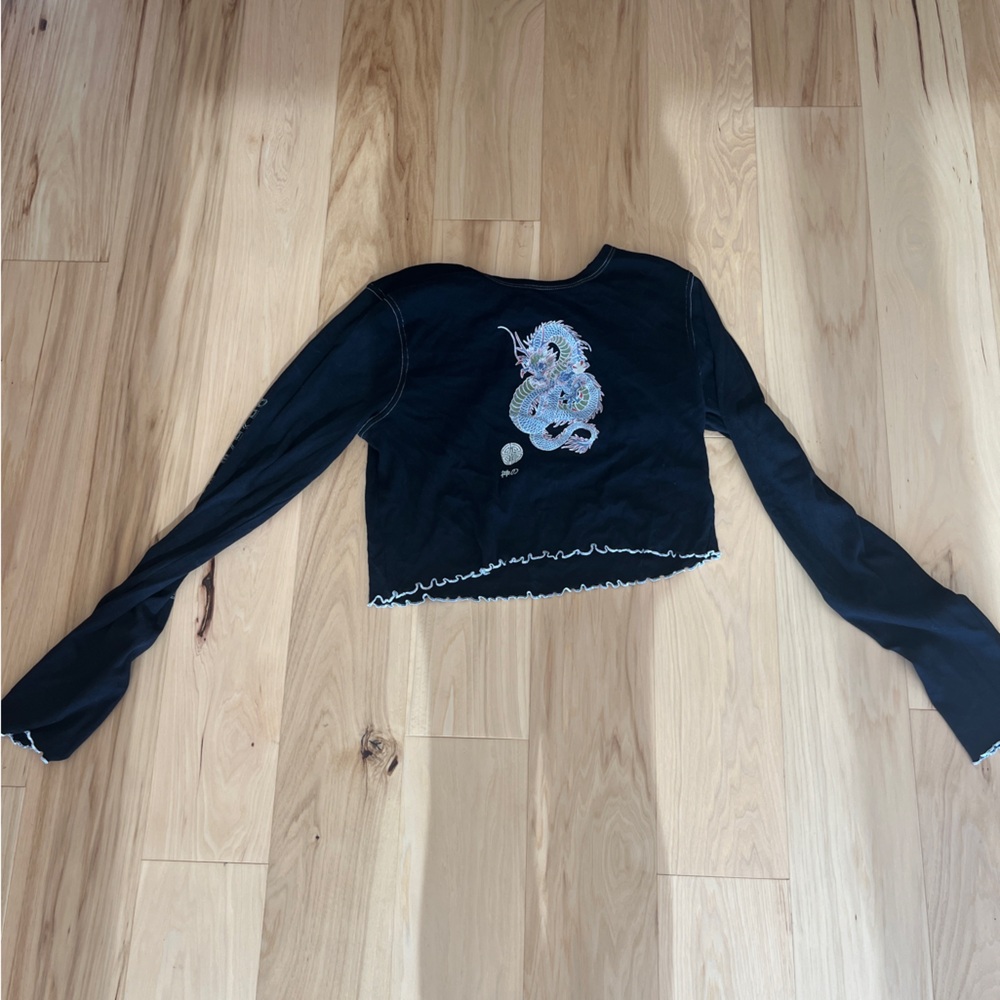 No longer sold urban outfitters cropped long sleeve size L